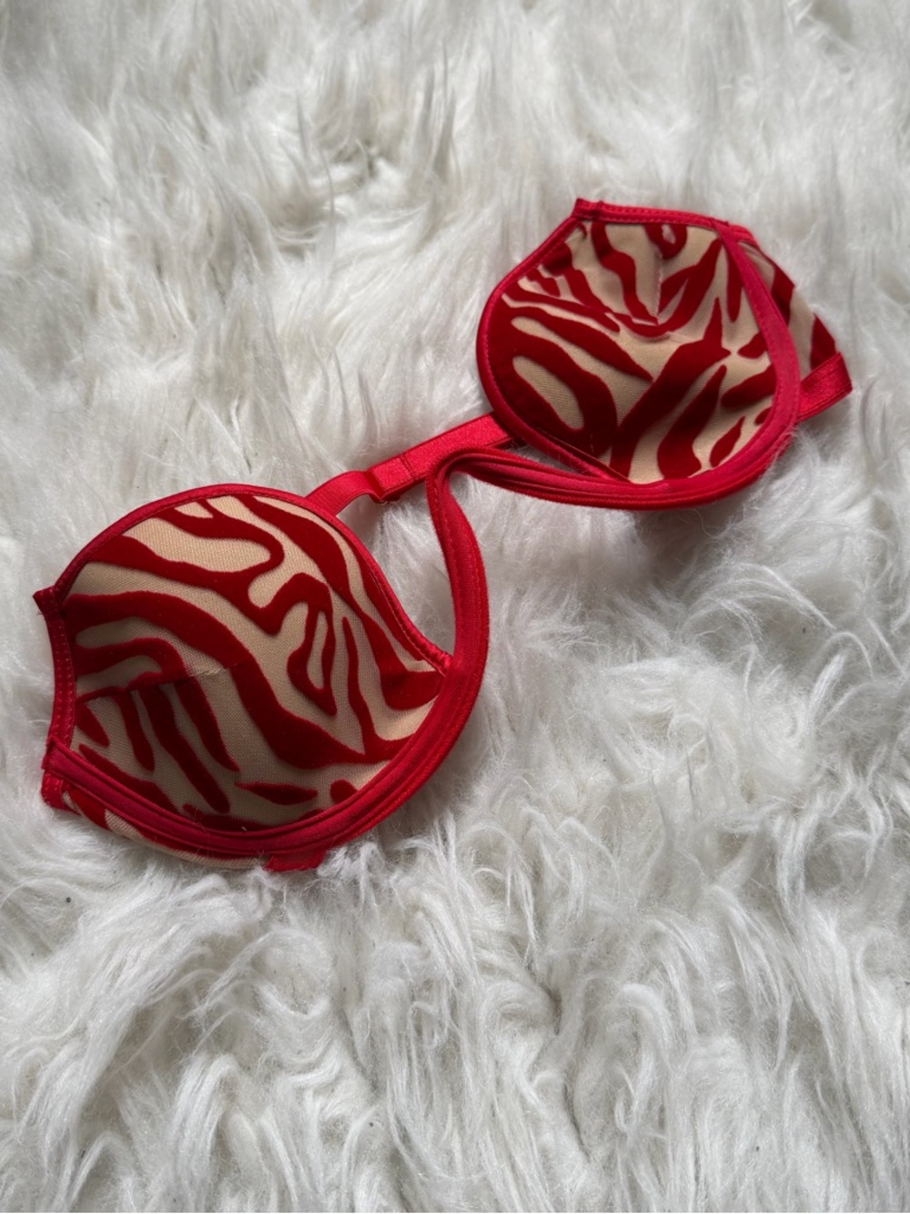 Perilla Red Velvet Zebra Print Underwire Strapless Kylie Bra